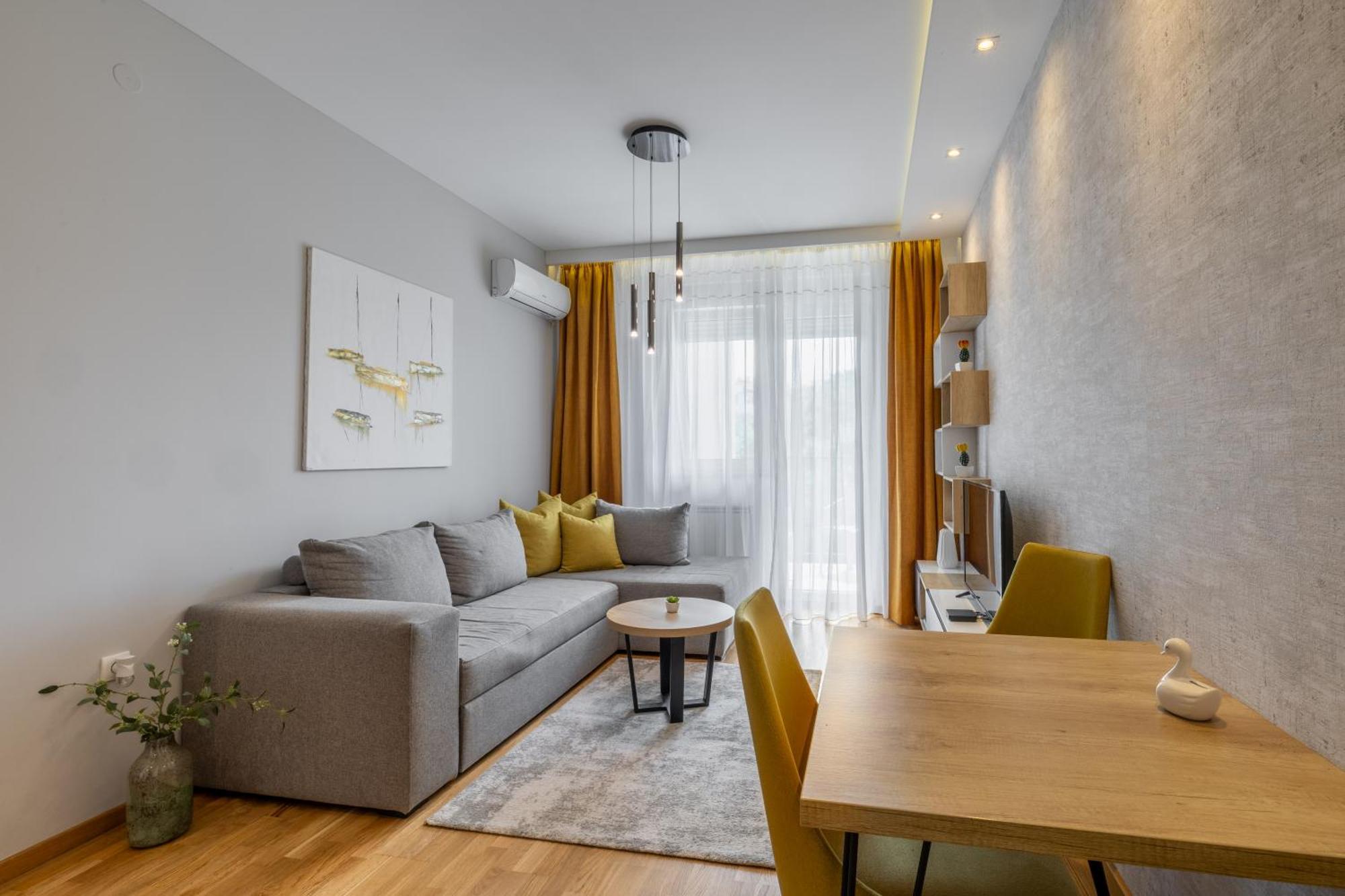 Arena Big Luxury Apartments Новий Сад Екстер'єр фото