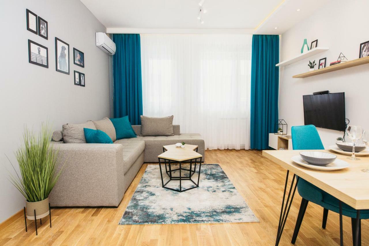Arena Big Luxury Apartments Новий Сад Екстер'єр фото